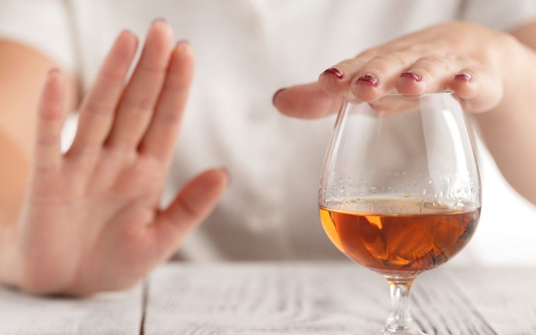 Does Alcohol Help Anxiety? The Risks of Using Alcohol to Cope